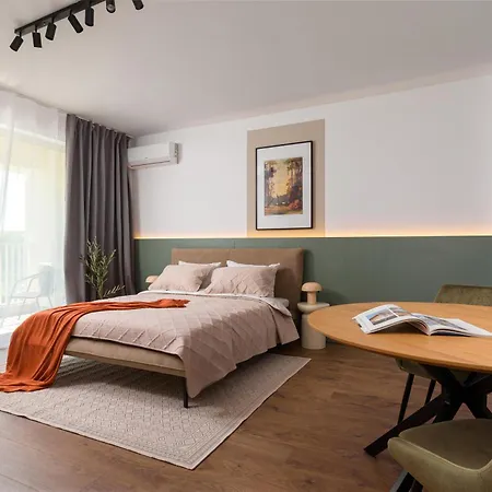 Apartament Hubix - Of Mara *