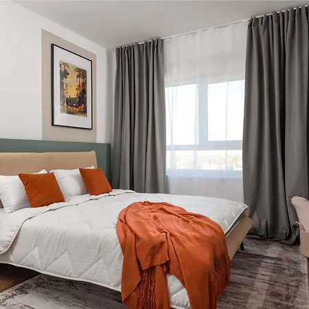 Hubix - Of Mara Apartment
