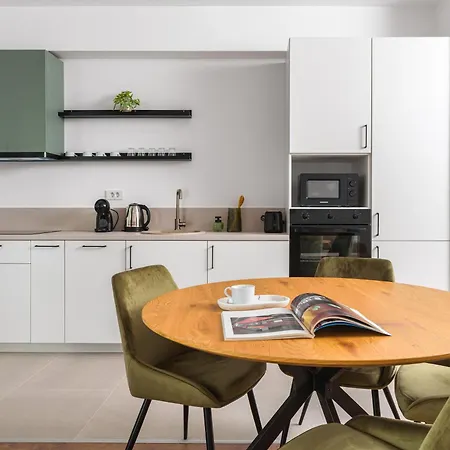 Hubix - Of Mara Temesvár